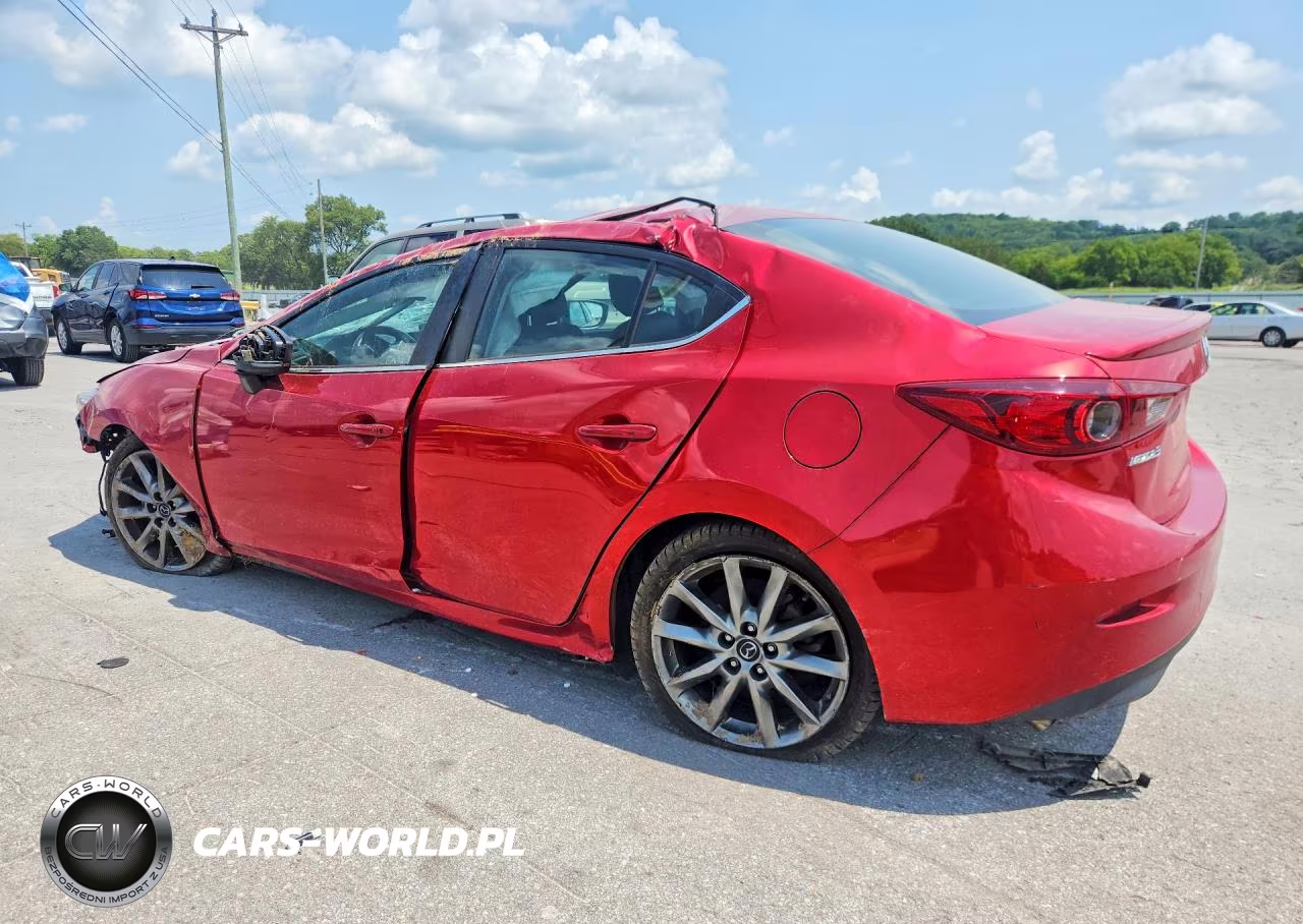 2018 Mazda 3 Touring VIN:3MZBN1V33JM253568 - 2