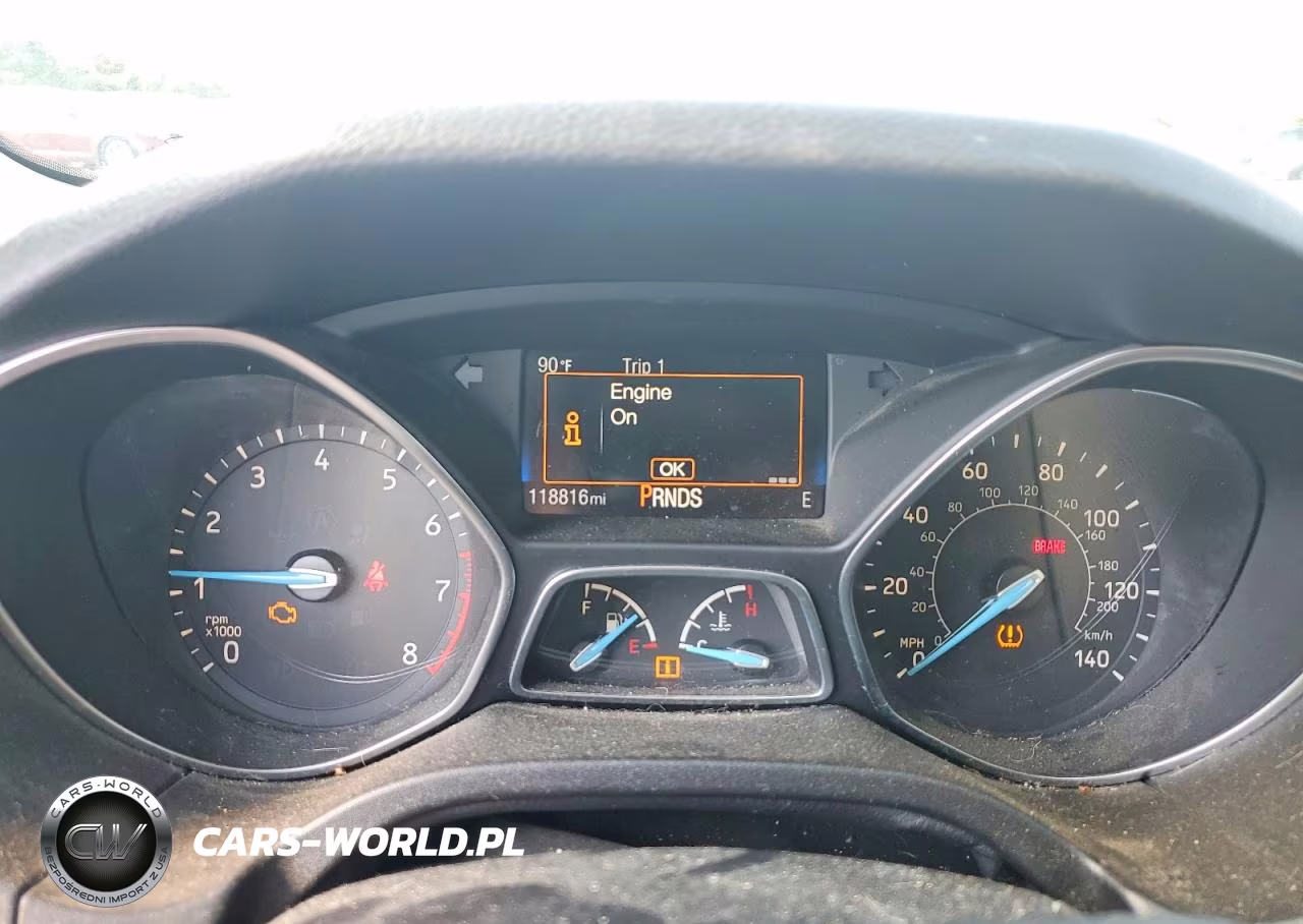 2018 Ford Focus Se VIN:1FADP3FE5JL209466 - 9