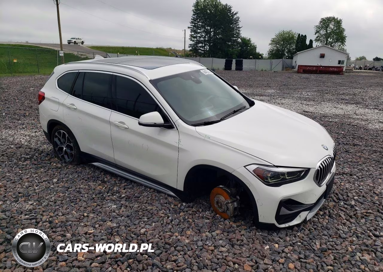 2022 BMW X1 xDrive28I VIN:WBXJG9C01N5U74116 - 4