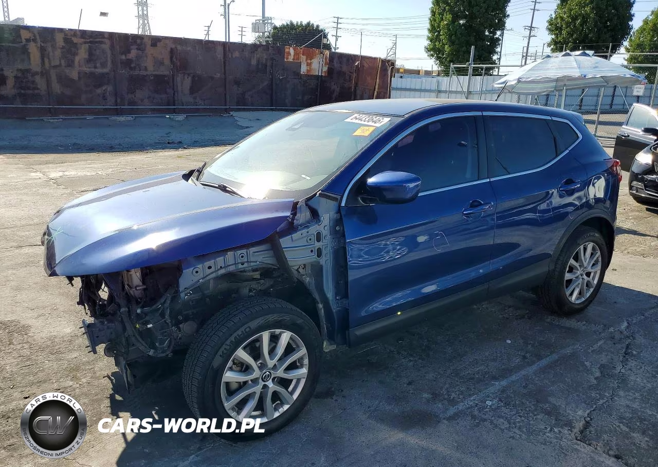 2022 Nissan Rogue Sport S – zdjęcie 1 z 12