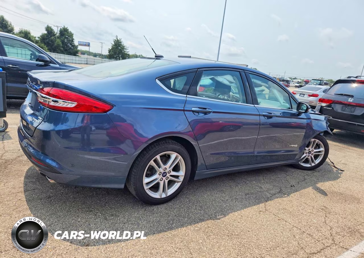 2018 Ford Fusion Se Hybrid VIN:3FA6P0LU1JR156589 - 3