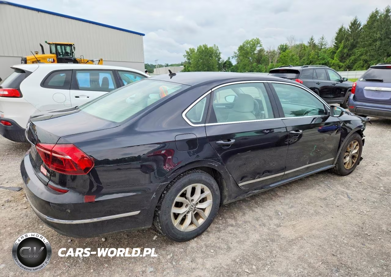 2017 Volkswagen Passat S VIN:1VWAT7A37HC068235 - 3
