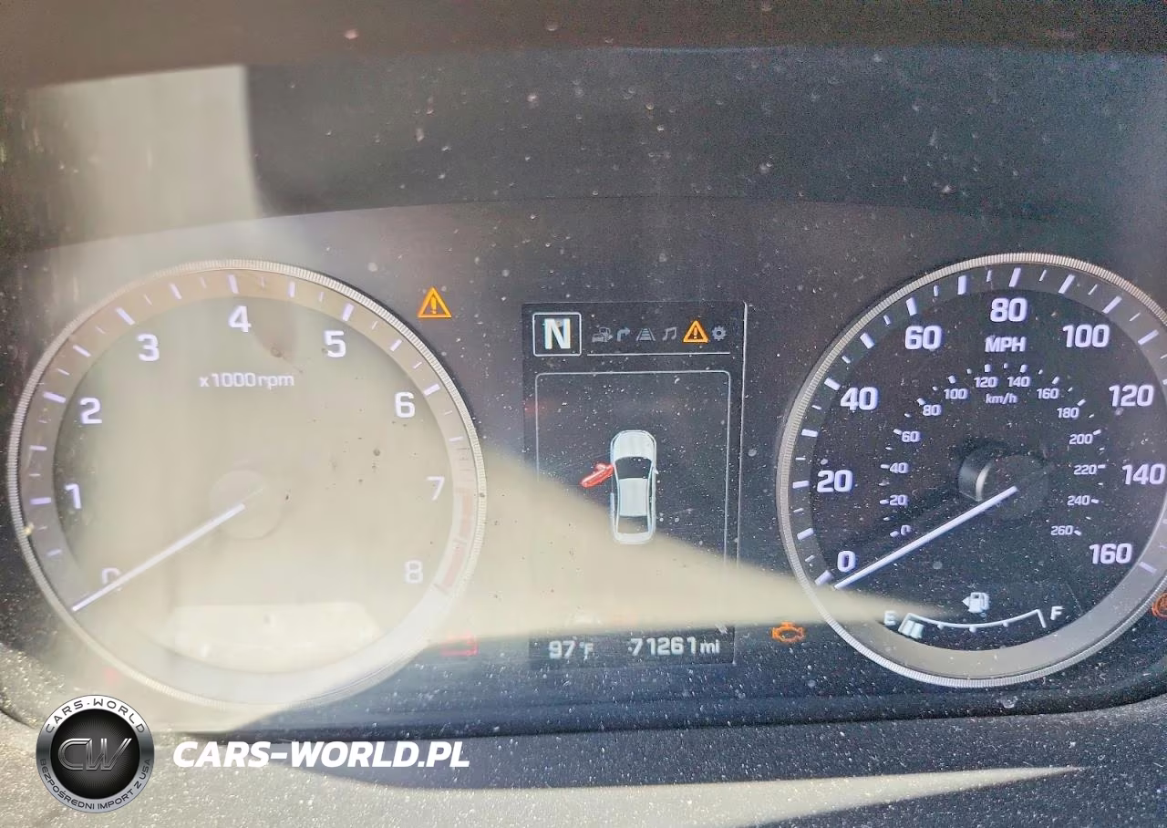 2015 Hyundai Sonata Limited VIN:5NPE34AF7FH070825 - 9