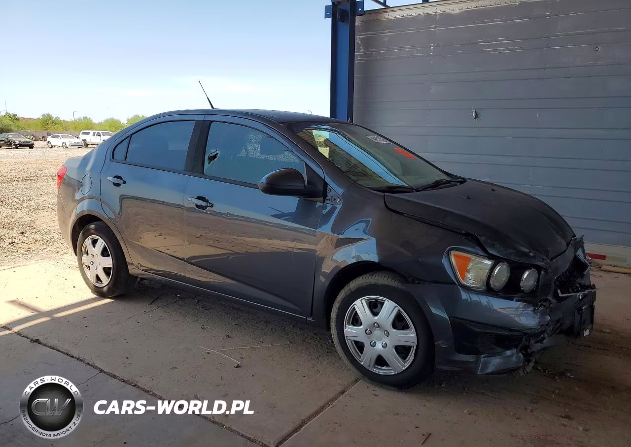 2013 Chevrolet Sonic Ls VIN:1G1JA5SH3D4239020 - 4