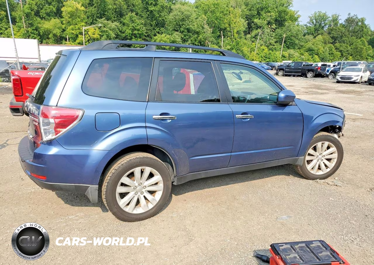 2011 Subaru Forester 2.5X Premium VIN:JF2SHADC3BH752079 - 3