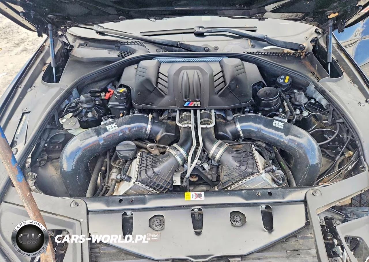 2016 BMW M5 VIN:WBSFV9C5XGG343609 - 11