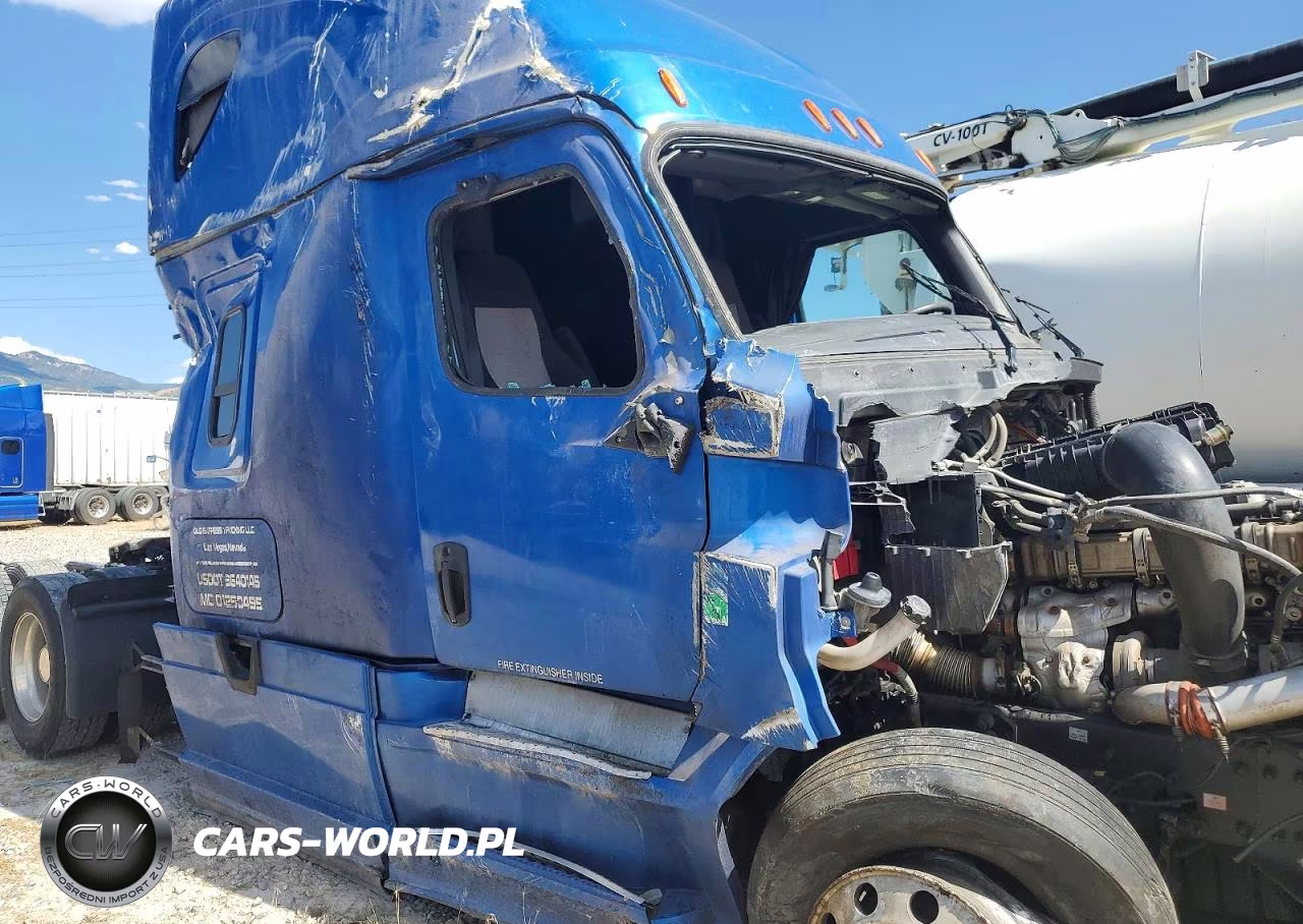 2020 Freightliner Cascadia 126 VIN:3AKJHHDR8LSLR0396 - 14
