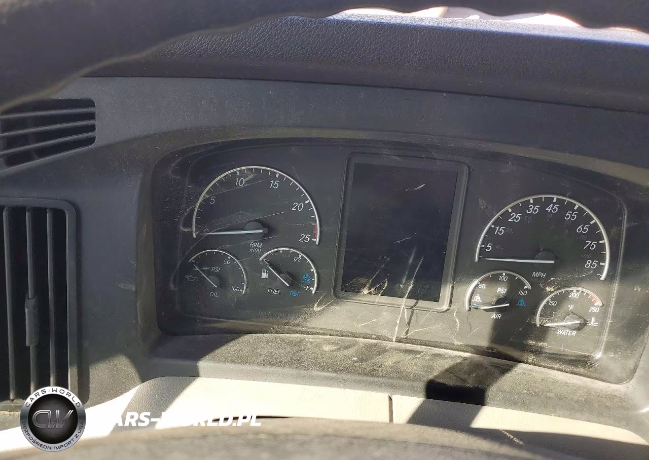 2020 Freightliner Cascadia 126 VIN:3AKJHHDR8LSLR0396 - 9