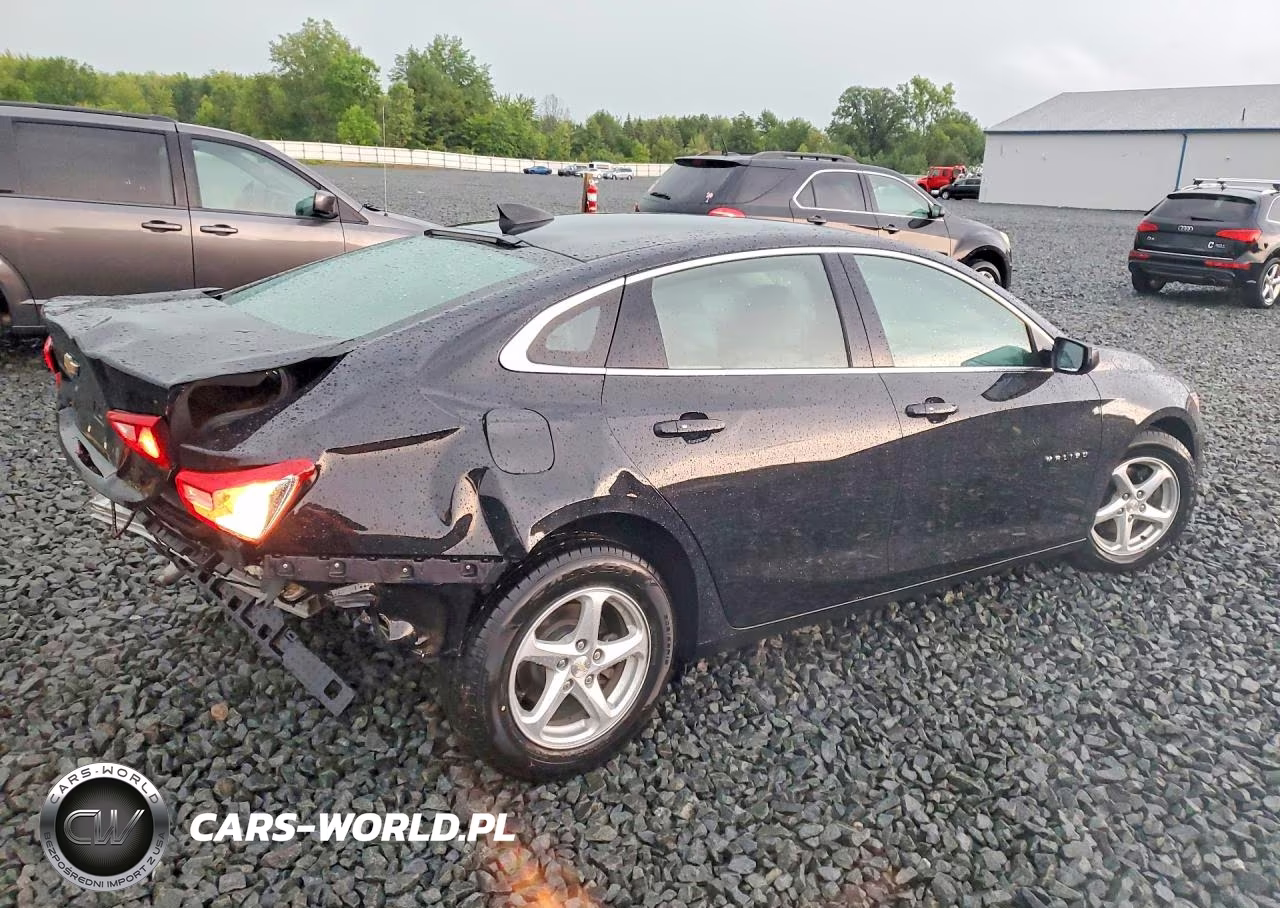 2017 Chevrolet Malibu Ls VIN:1G1ZB5ST4HF282683 - 3