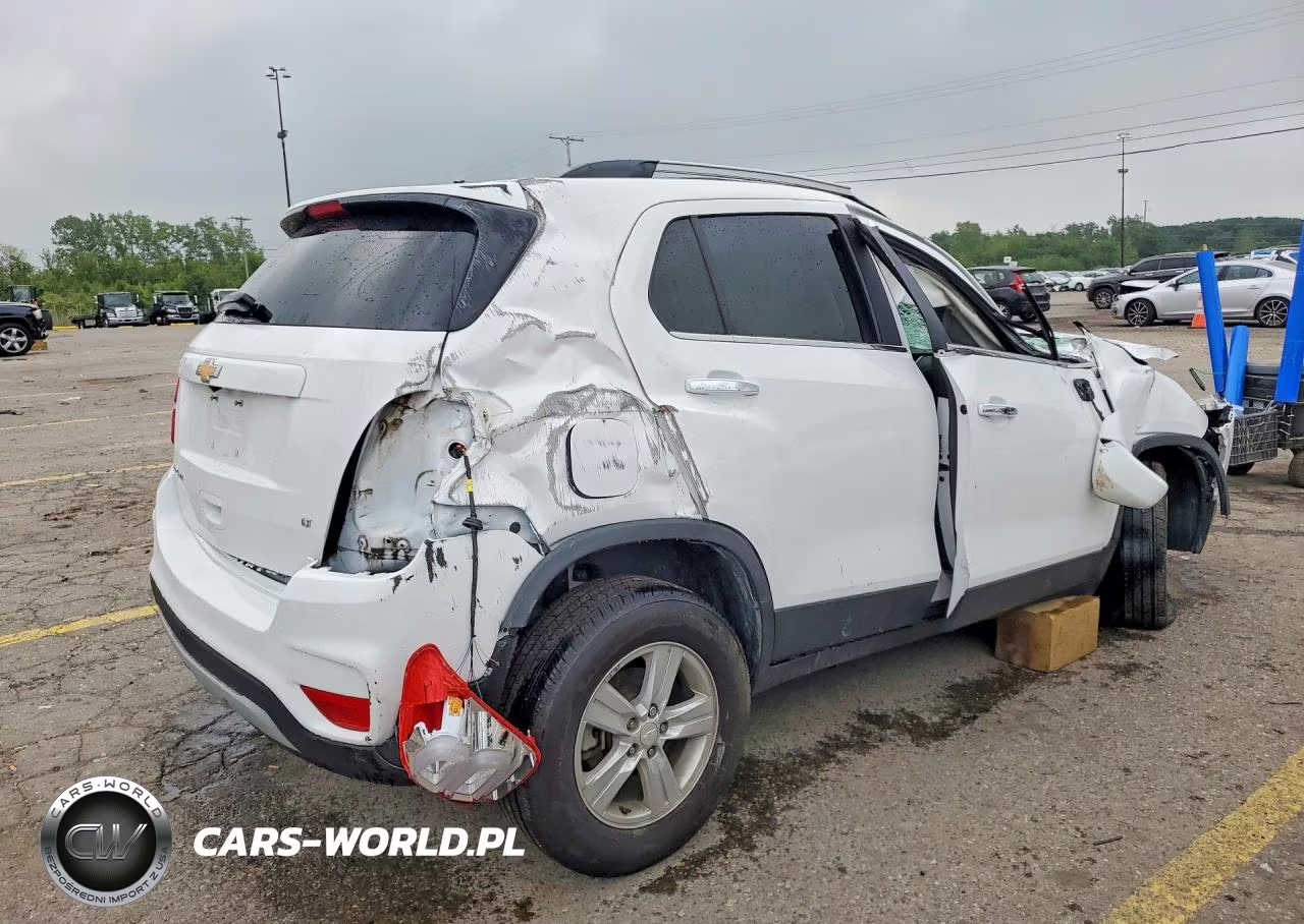 2019 Chevrolet Trax 1Lt VIN:3GNCJPSB7KL333570 - 3