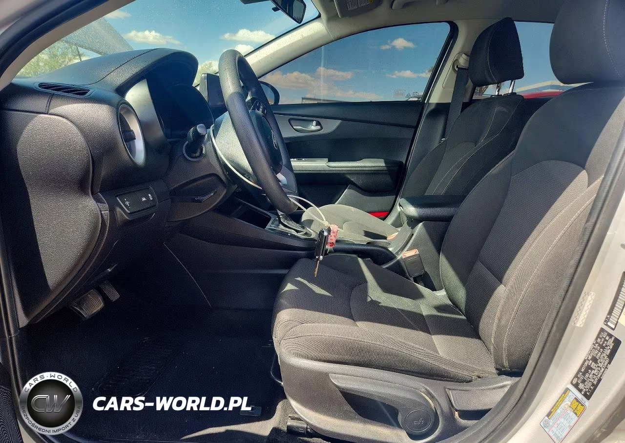 2021 Kia Forte Lxs VIN:3KPF24AD6ME334897 - 7
