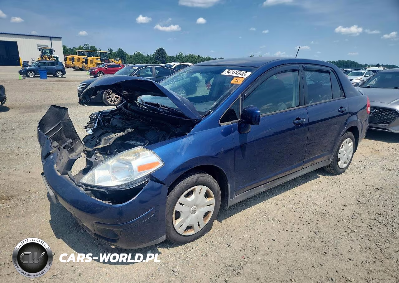 2011 Nissan Versa 1.8 S