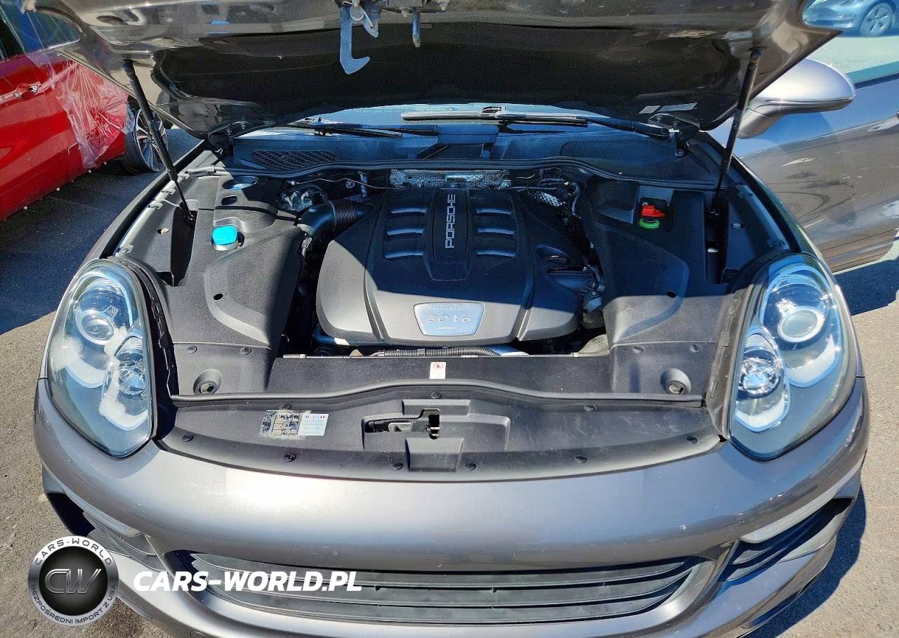 2015 Porsche Cayenne VIN:WP1AF2A2XFLA35195 - 11