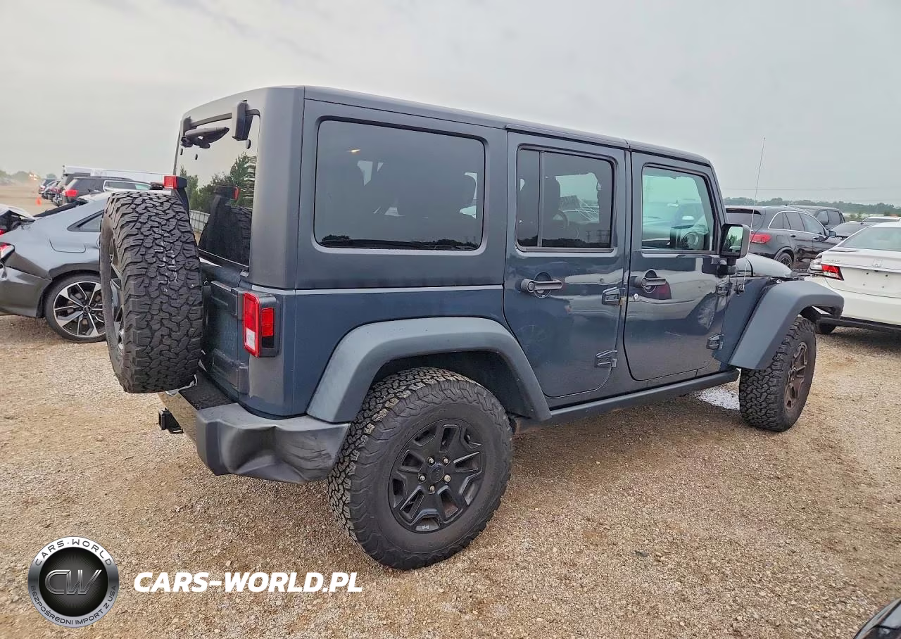 2016 Jeep Wrangler Unlimited Sport VIN:1C4BJWDG4GL216023 - 3