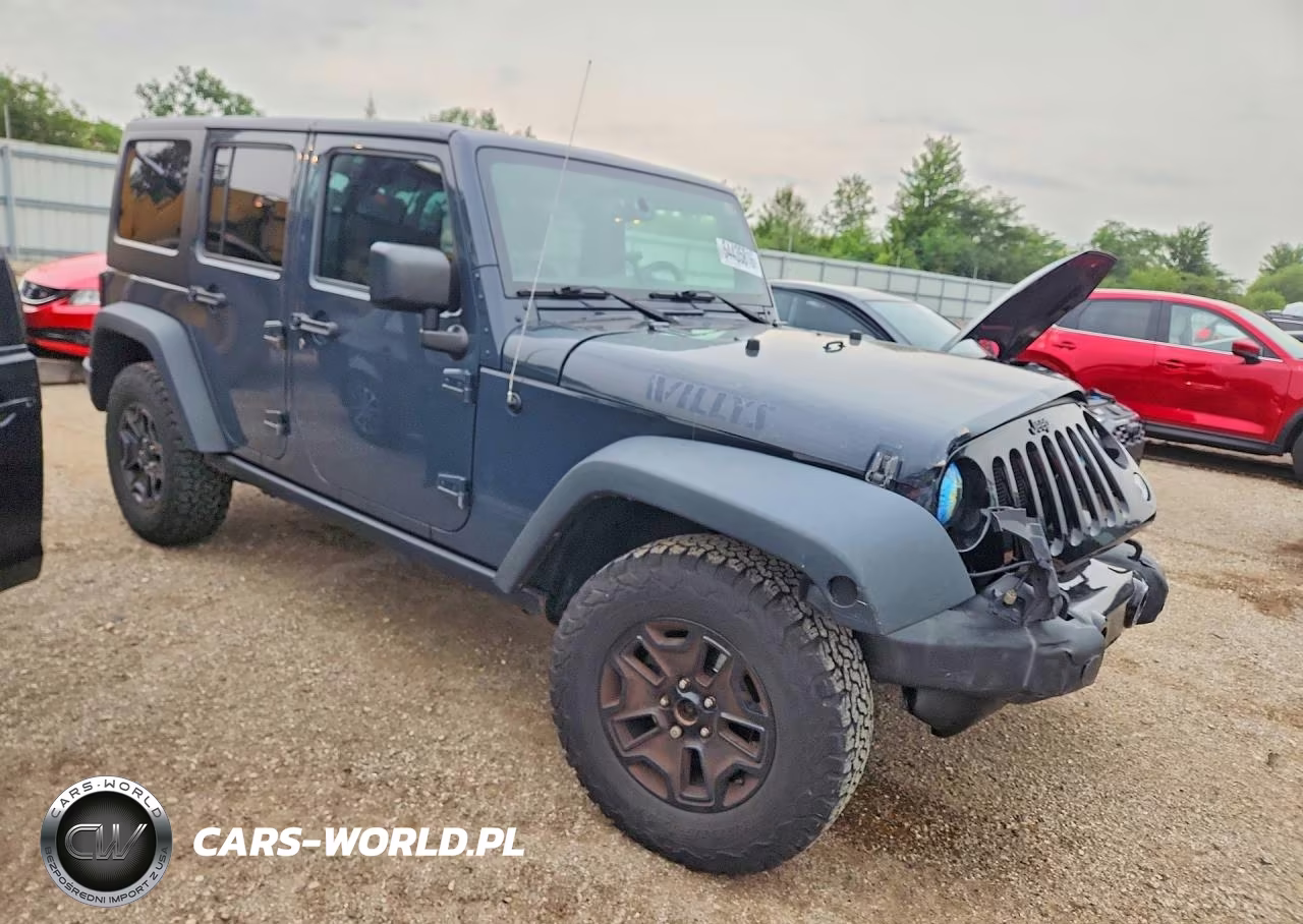 2016 Jeep Wrangler Unlimited Sport VIN:1C4BJWDG4GL216023 - 4