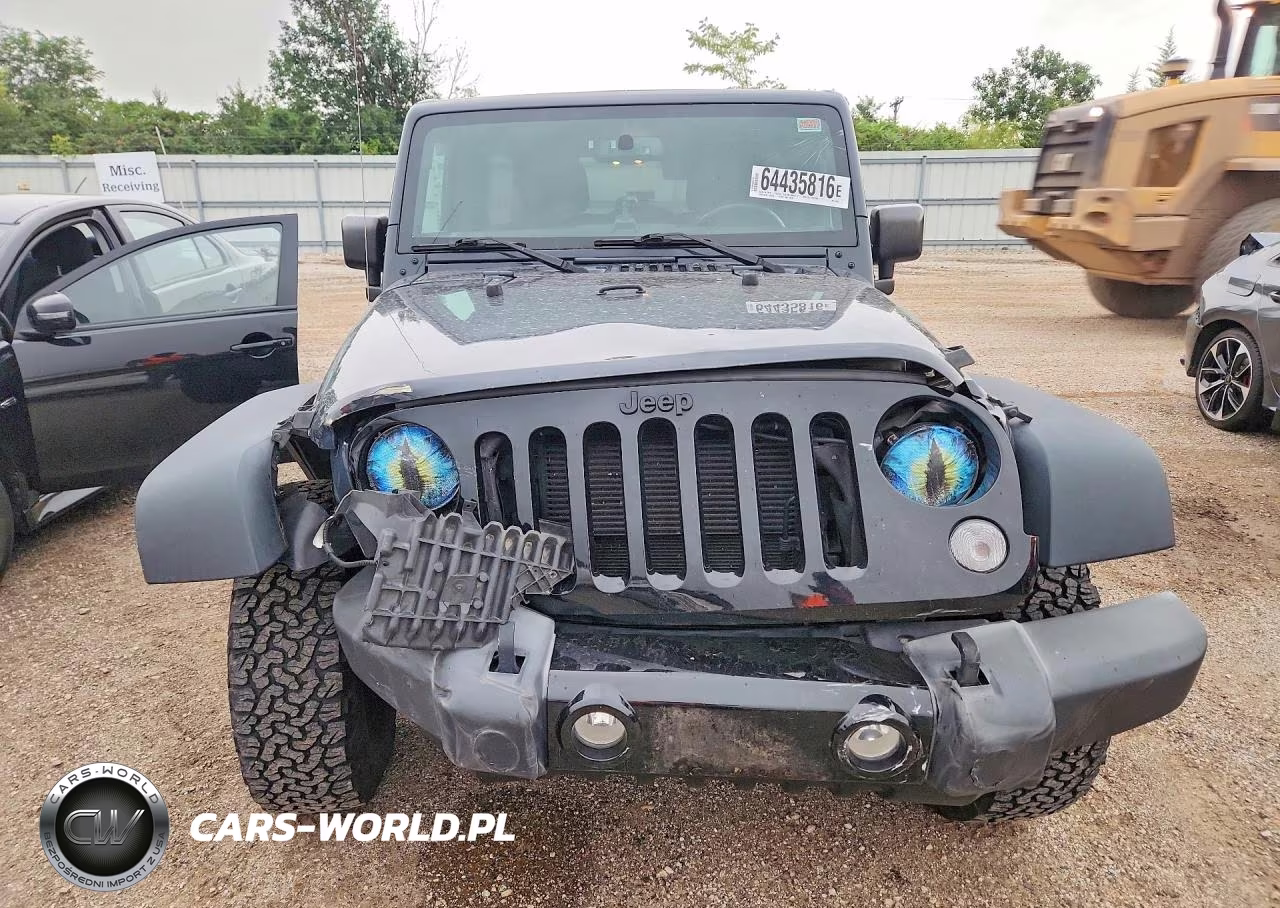 2016 Jeep Wrangler Unlimited Sport VIN:1C4BJWDG4GL216023 - 5