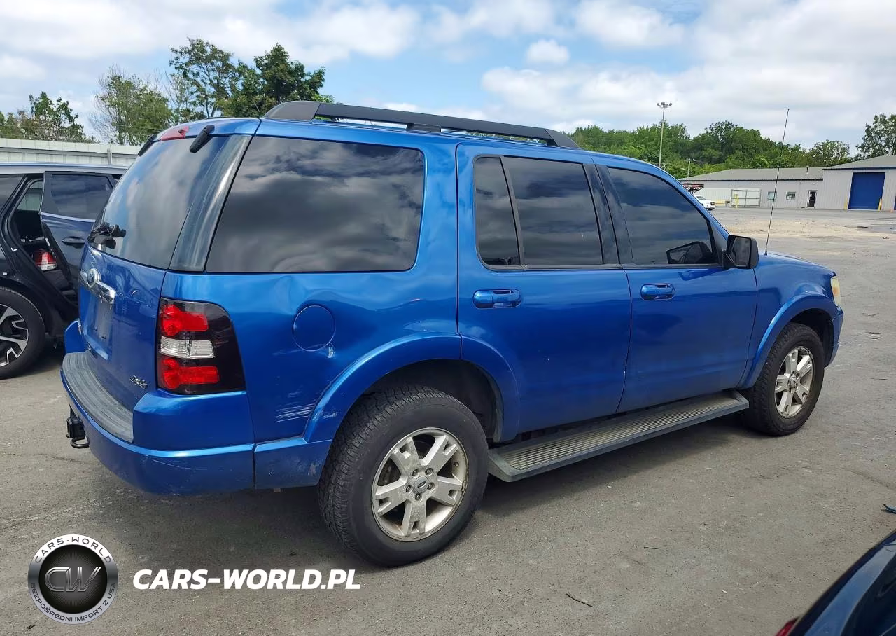 2010 Ford Explorer Xlt VIN:1FMEU7D81AUA82040 - 3