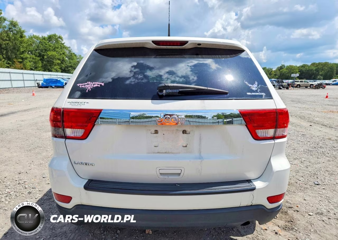 2011 Jeep Grand Cherokee Laredo VIN:1J4RS4GG0BC531870 - 6
