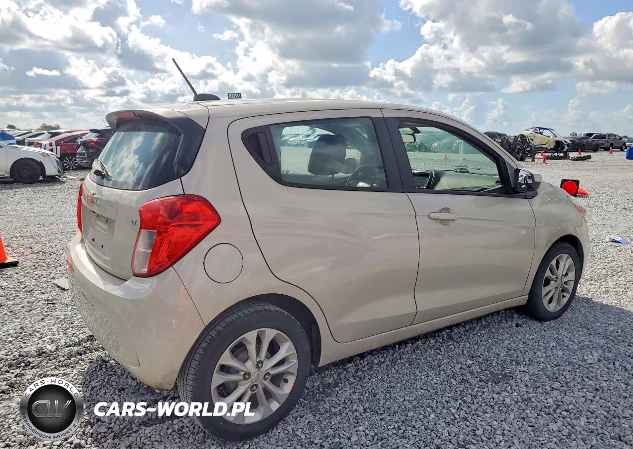 2020 Chevrolet Spark 1Lt VIN:KL8CD6SA4LC418065 - 3