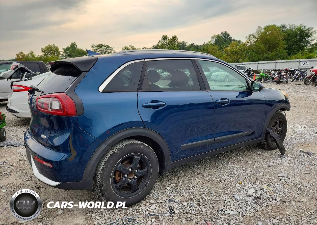 2018 Kia Niro Lx VIN:KNDCB3LC4J5142922 - 3