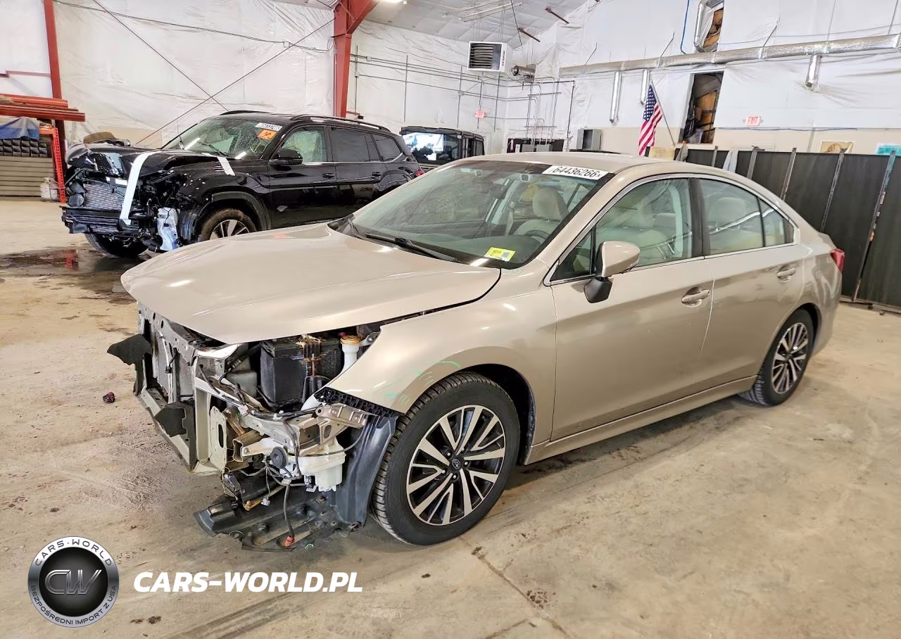 2019 Subaru Legacy 2.5I Premium VIN:4S3BNAF64K3036898 - 1