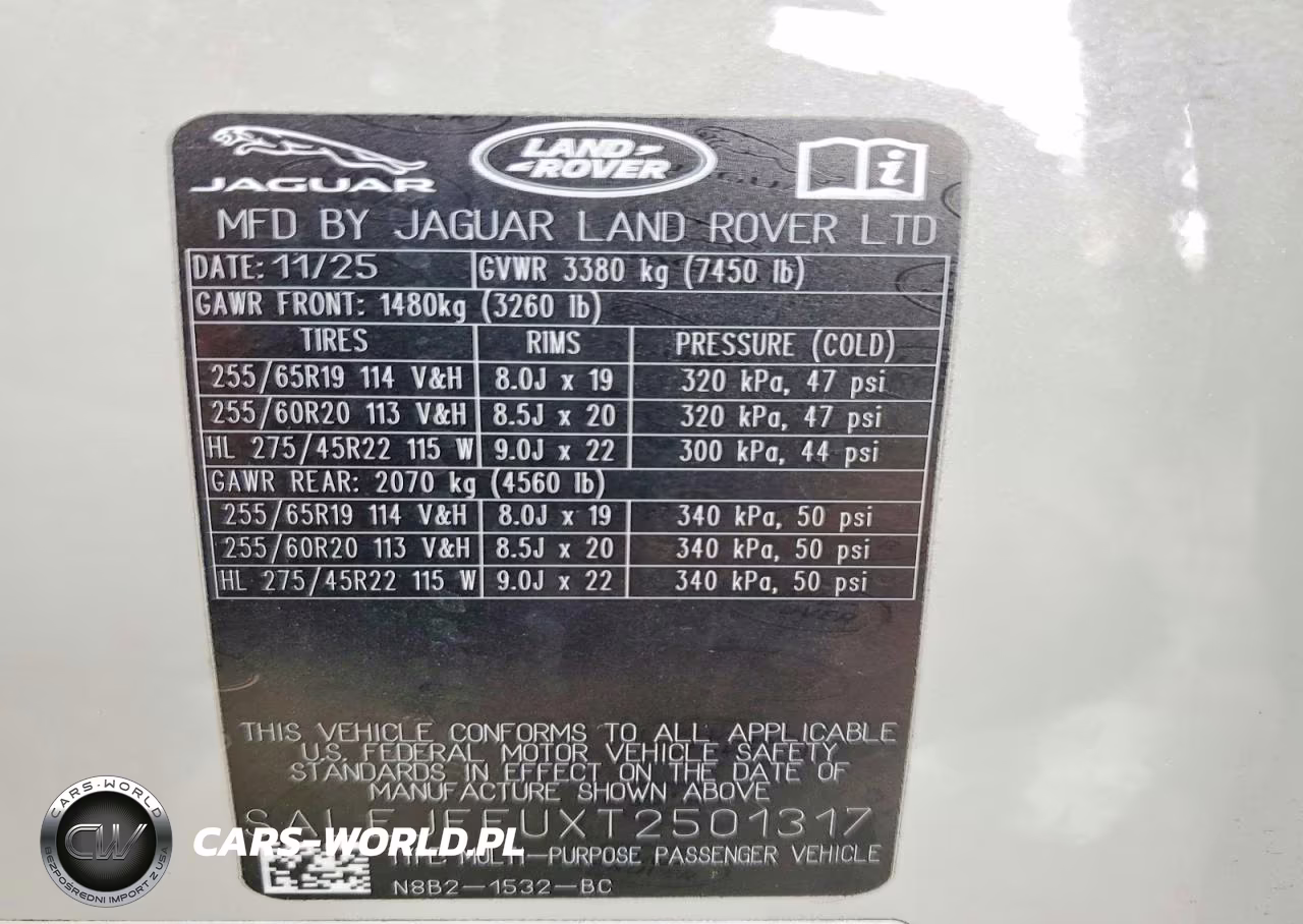 2026 Land Rover Defender 130 S VIN:SALEJFFUXT2501317 - 13