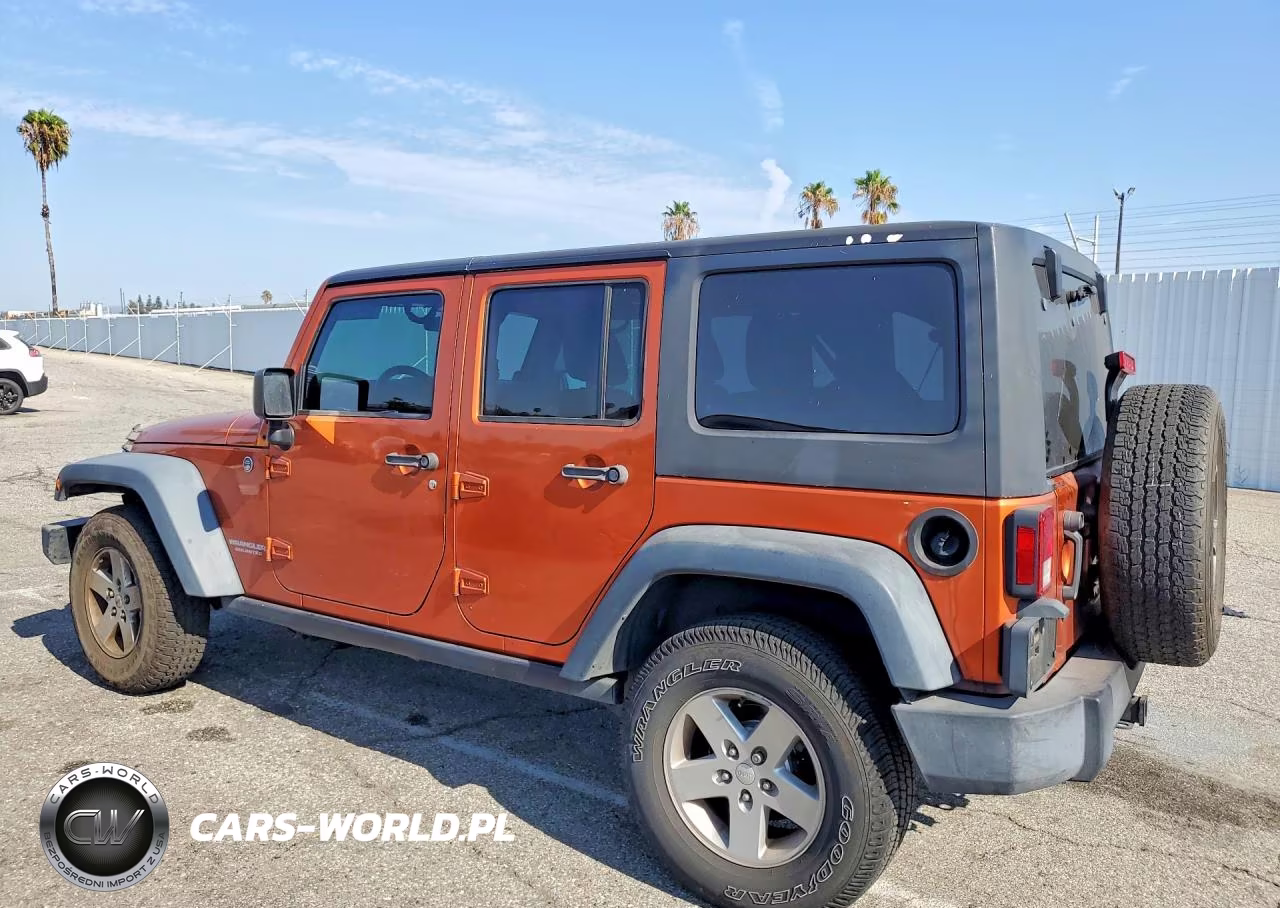 2011 Jeep Wrangler Unlimited Sport VIN:1J4HA3H13BL520624 - 2