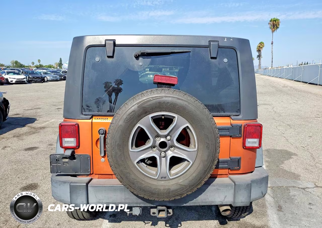 2011 Jeep Wrangler Unlimited Sport VIN:1J4HA3H13BL520624 - 6
