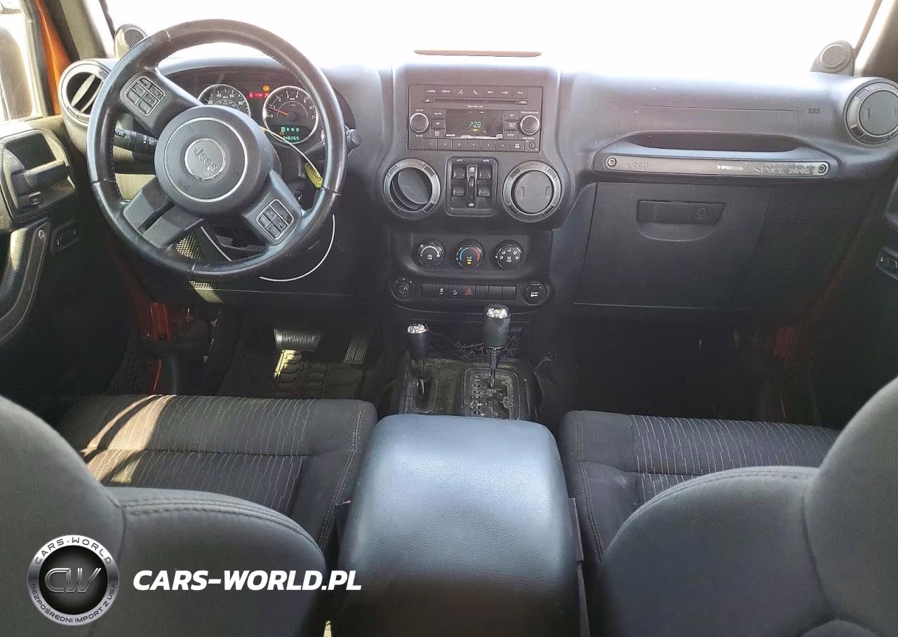 2011 Jeep Wrangler Unlimited Sport VIN:1J4HA3H13BL520624 - 8