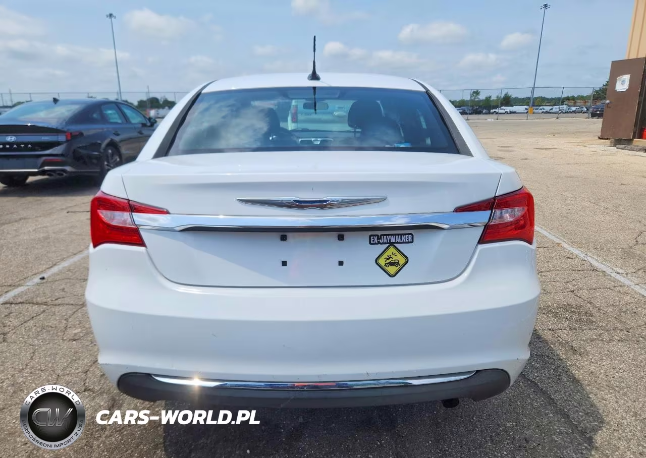 2012 Chrysler 200 Touring VIN:1C3CCBBB6CN295227 - 6