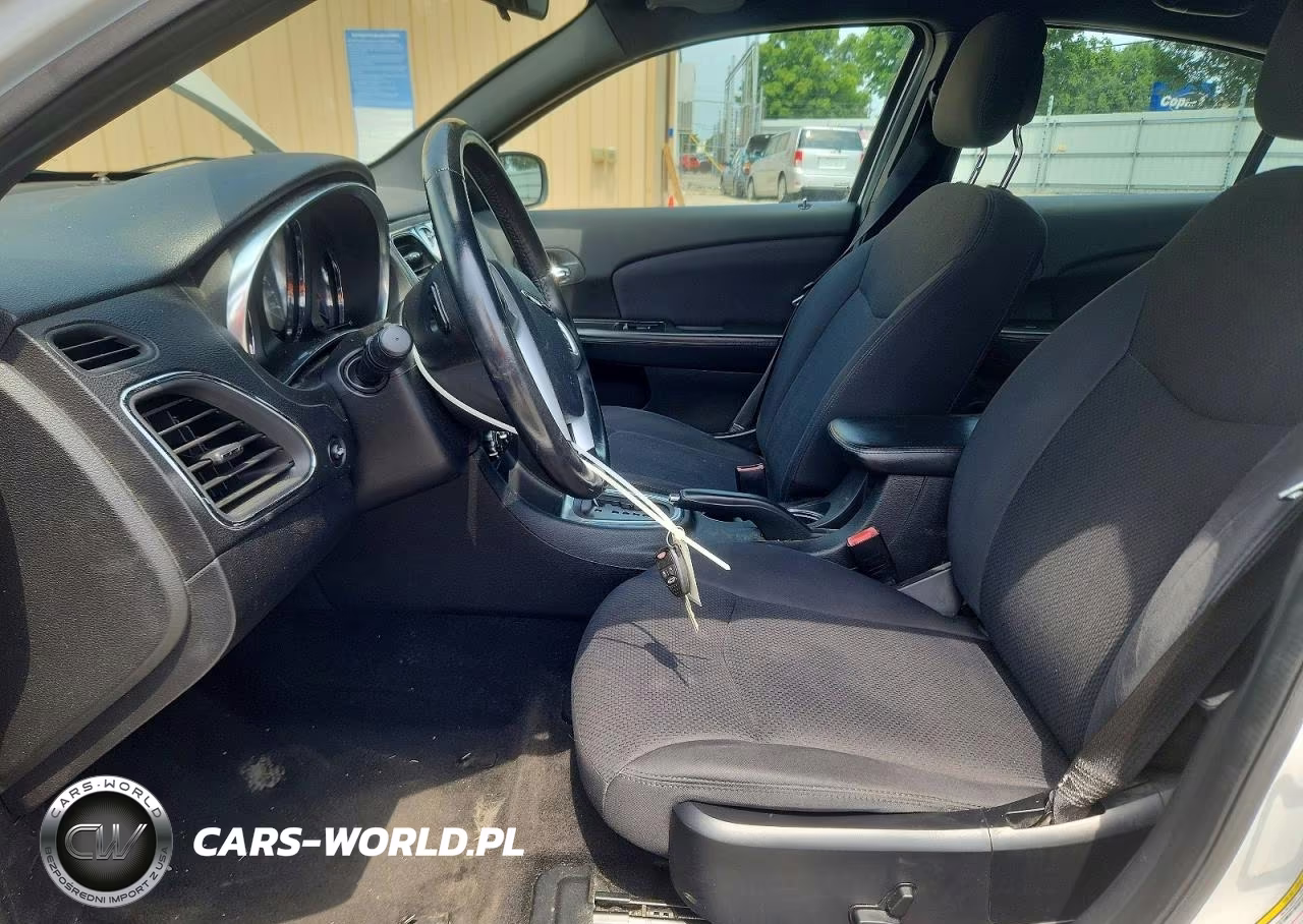2012 Chrysler 200 Touring VIN:1C3CCBBB6CN295227 - 7