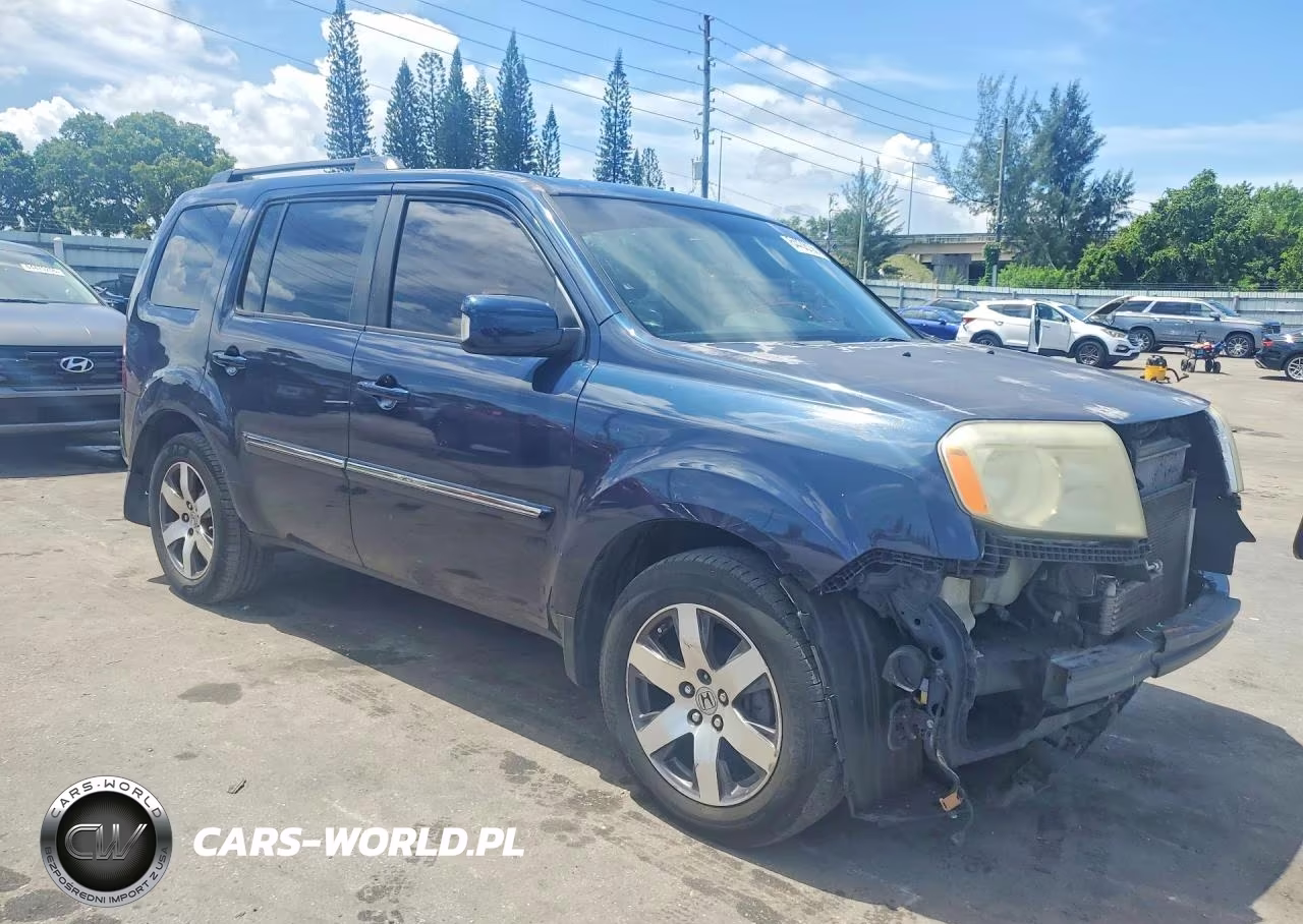 2012 Honda Pilot Touring VIN:5FNYF4H96CB077926 - 4