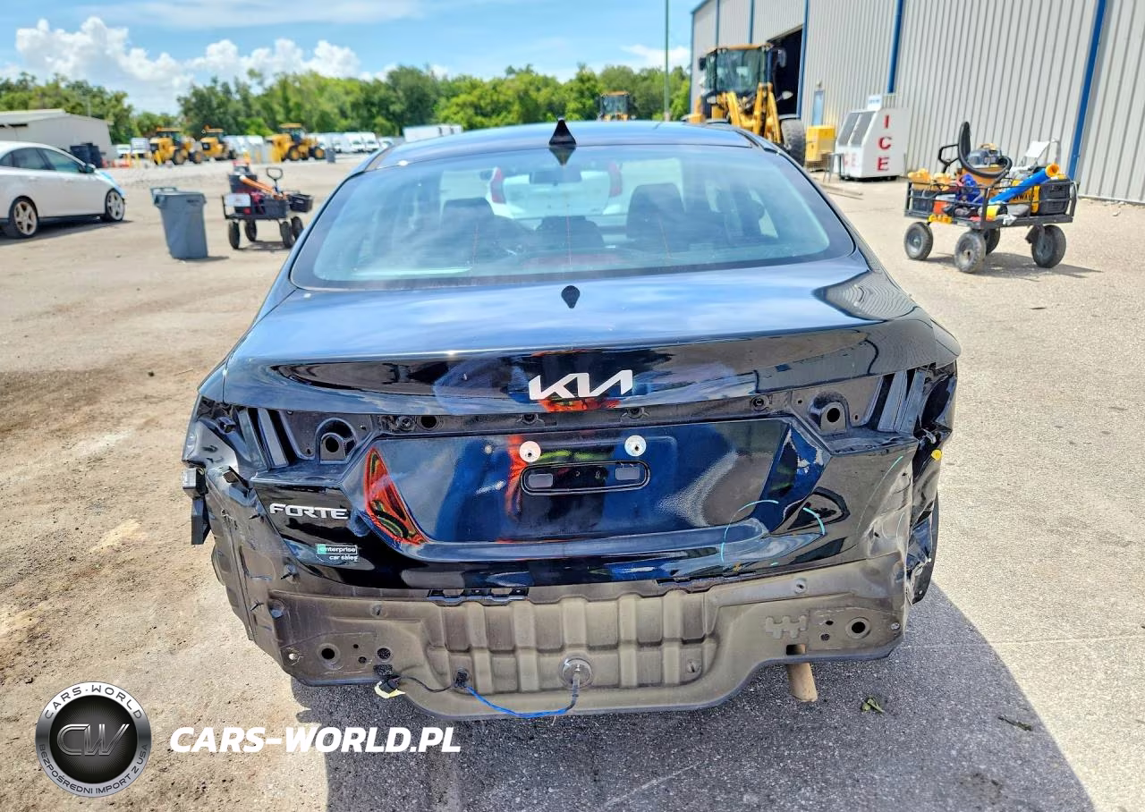 2022 Kia Forte Lxs VIN:3KPF24AD2NE482384 - 6