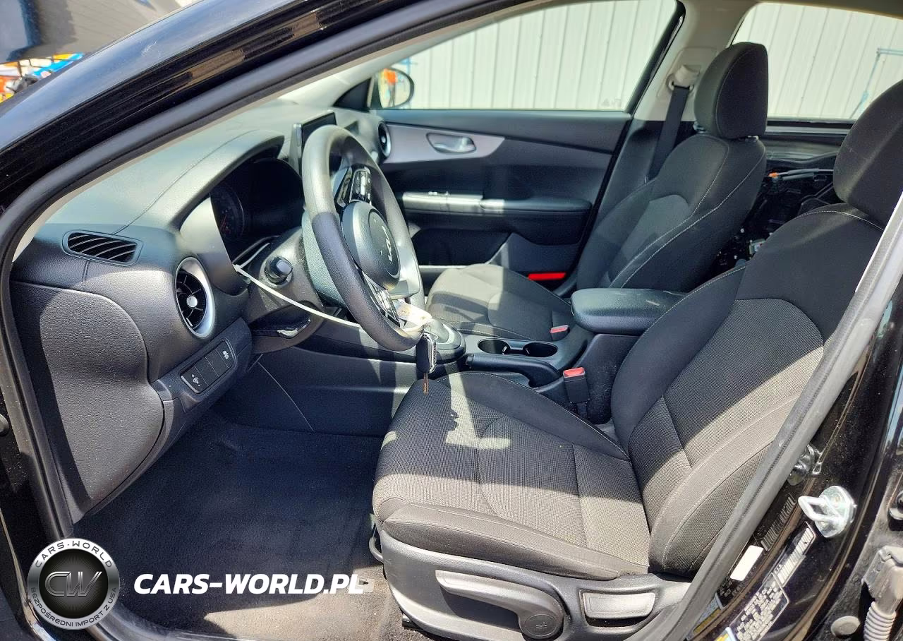 2022 Kia Forte Lxs VIN:3KPF24AD2NE482384 - 7