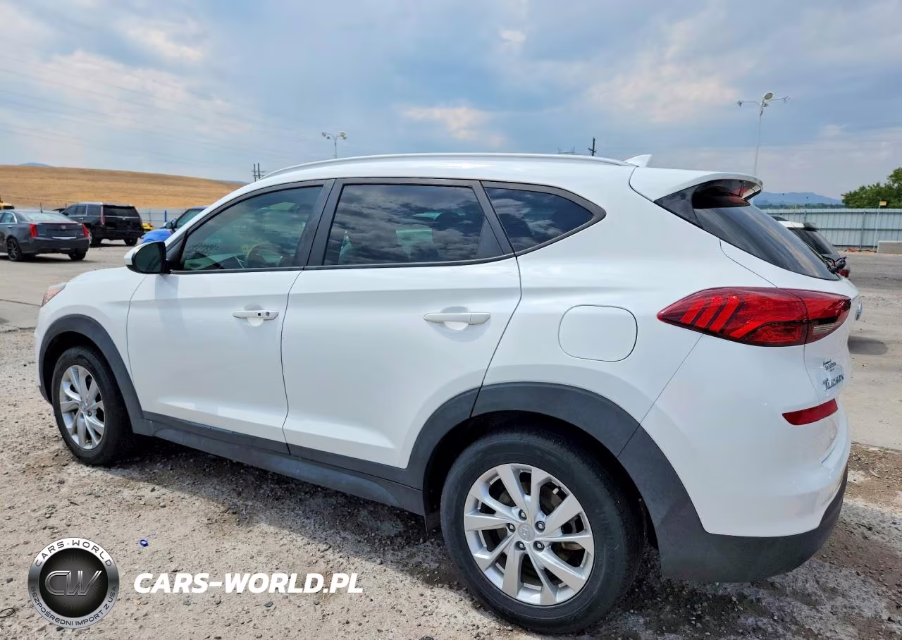 2019 Hyundai Tucson Value VIN:KM8J33A43KU069366 - 2