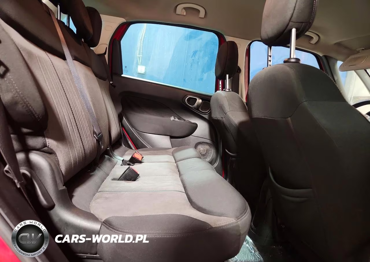 2017 Fiat 500L Pop VIN:ZFBCFAAH9HZ038679 - 10