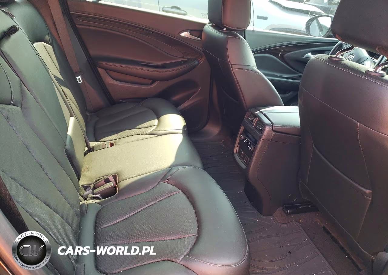 2020 Buick Envision Premium VIN:LRBFX3SX7LD013521 - 11