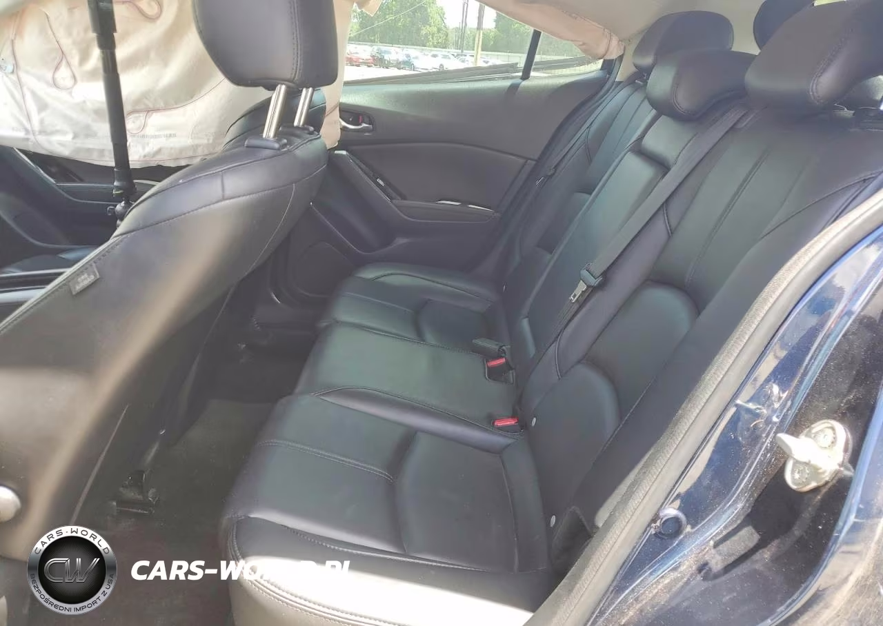 2018 Mazda 3 Touring VIN:3MZBN1L33JM223442 - 10
