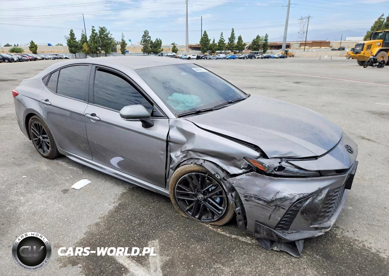 2026 Toyota Camry Se VIN:4T1DAACK0TU658895 - 4