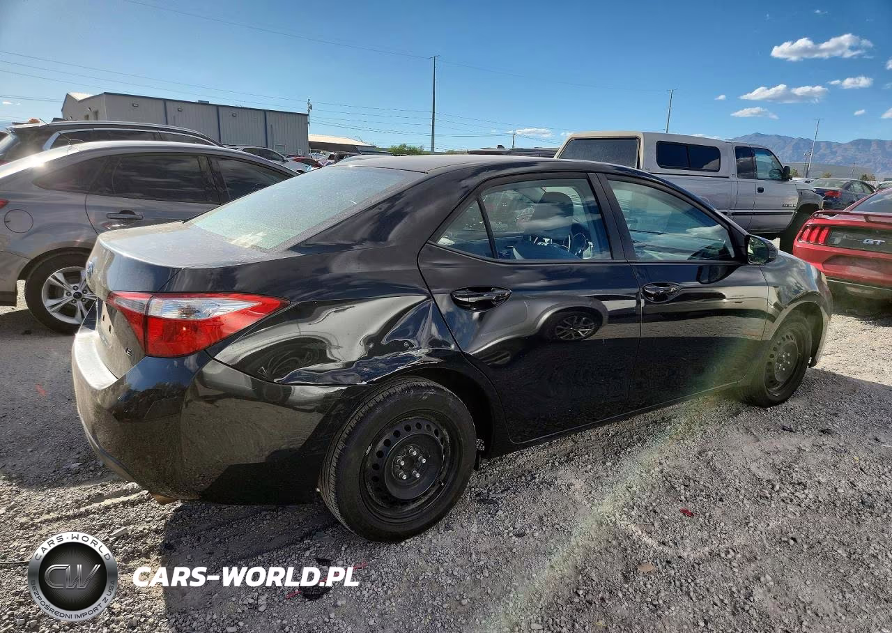 2016 Toyota Corolla Le VIN:5YFBURHE9GP563727 - 3