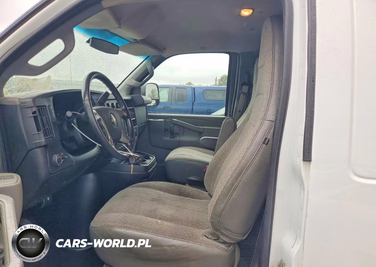 2016 Chevrolet Express G2500 VIN:1GCWGAFF5G1220049 - 7