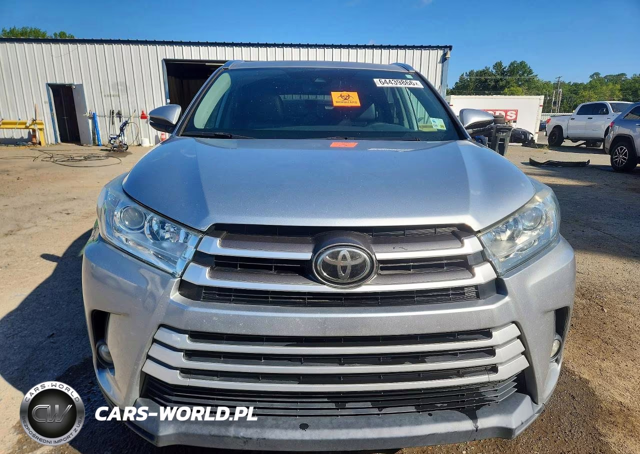 2018 Toyota Highlander Xle VIN:5TDJZRFHXJS493549 - 5