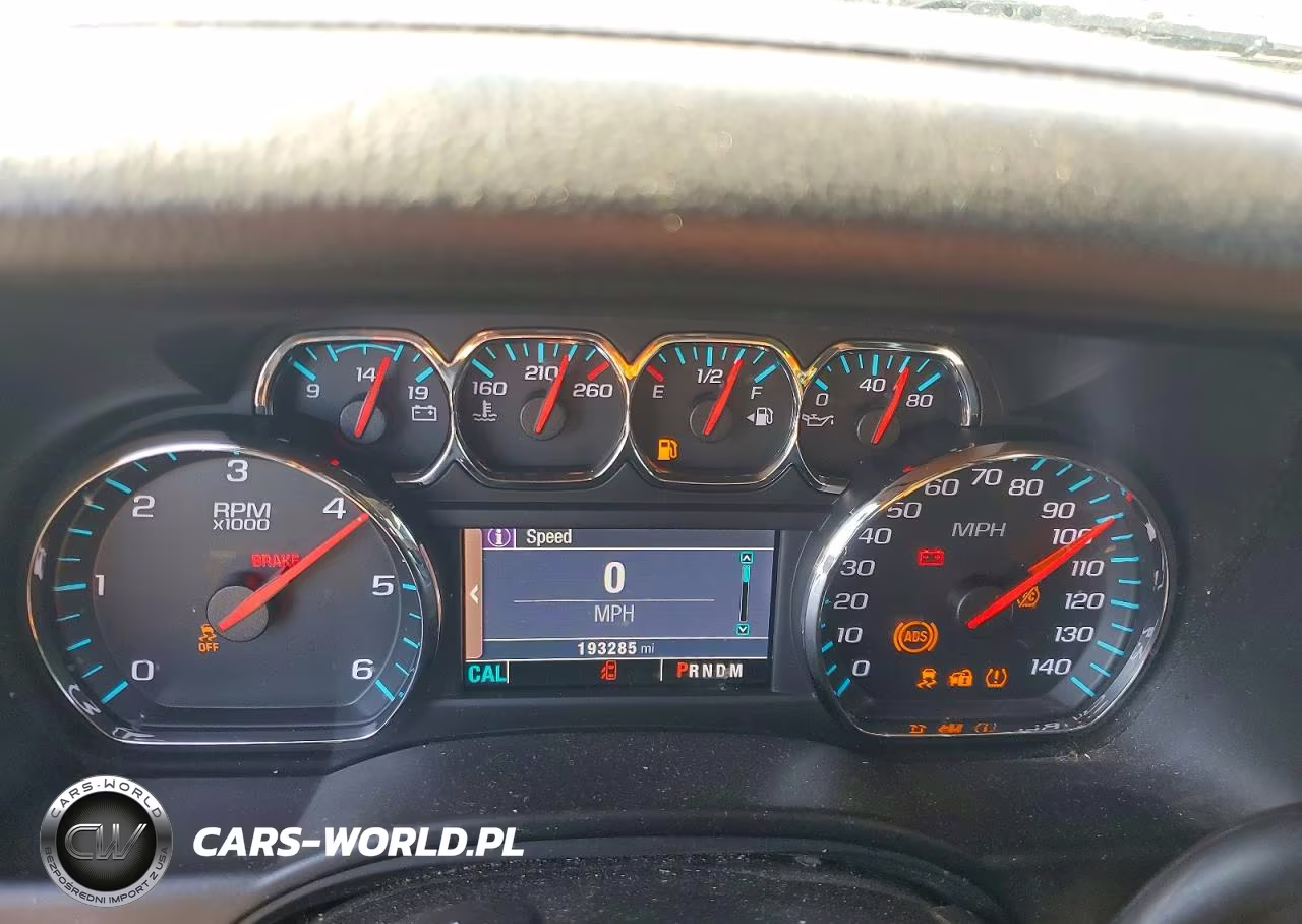 2015 Chevrolet Suburban K1500 Ls VIN:1GNSKHKC1FR508918 - 9