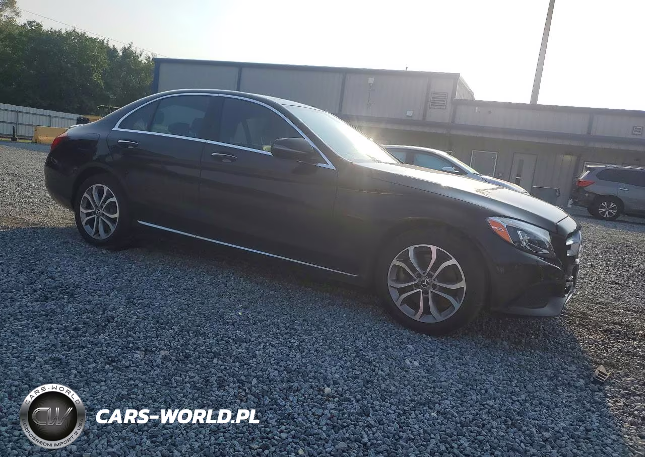 2018 Mercedes-Benz C 300 4Matic VIN:55SWF4KB9JU269162 - 4