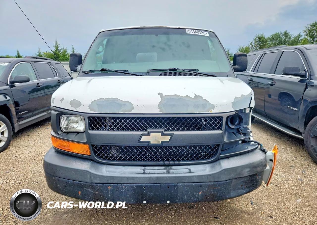 2012 Chevrolet Express 1500 Cargo Delivery Van VIN:1GCSGAFX2C1102168 - 5