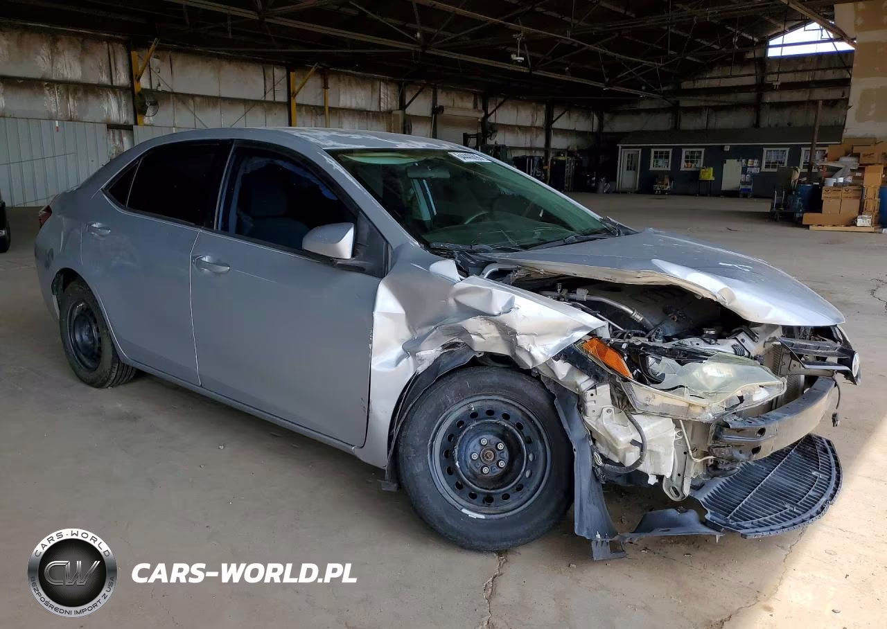 2015 Toyota Corolla L VIN:5YFBURHE5FP201876 - 4