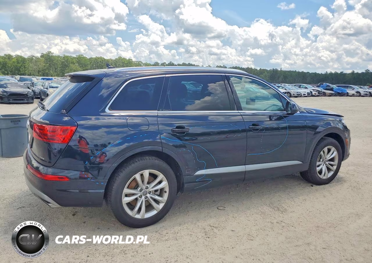 2017 Audi Q7 Premium VIN:WA1AHAF72HD044085 - 3
