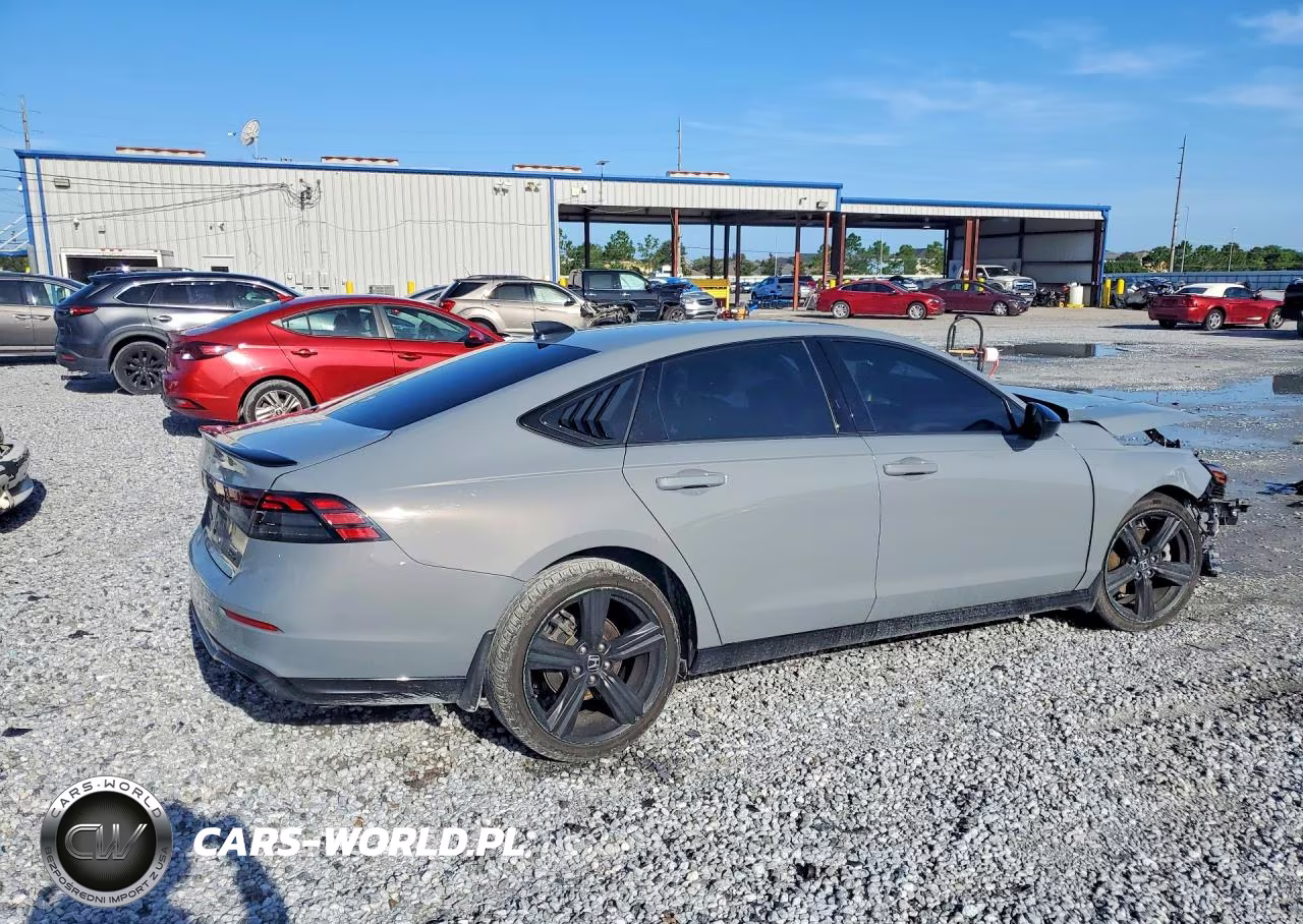 2024 Honda Accord Hybrid Sport-L VIN:1HGCY2F71RA001558 - 3