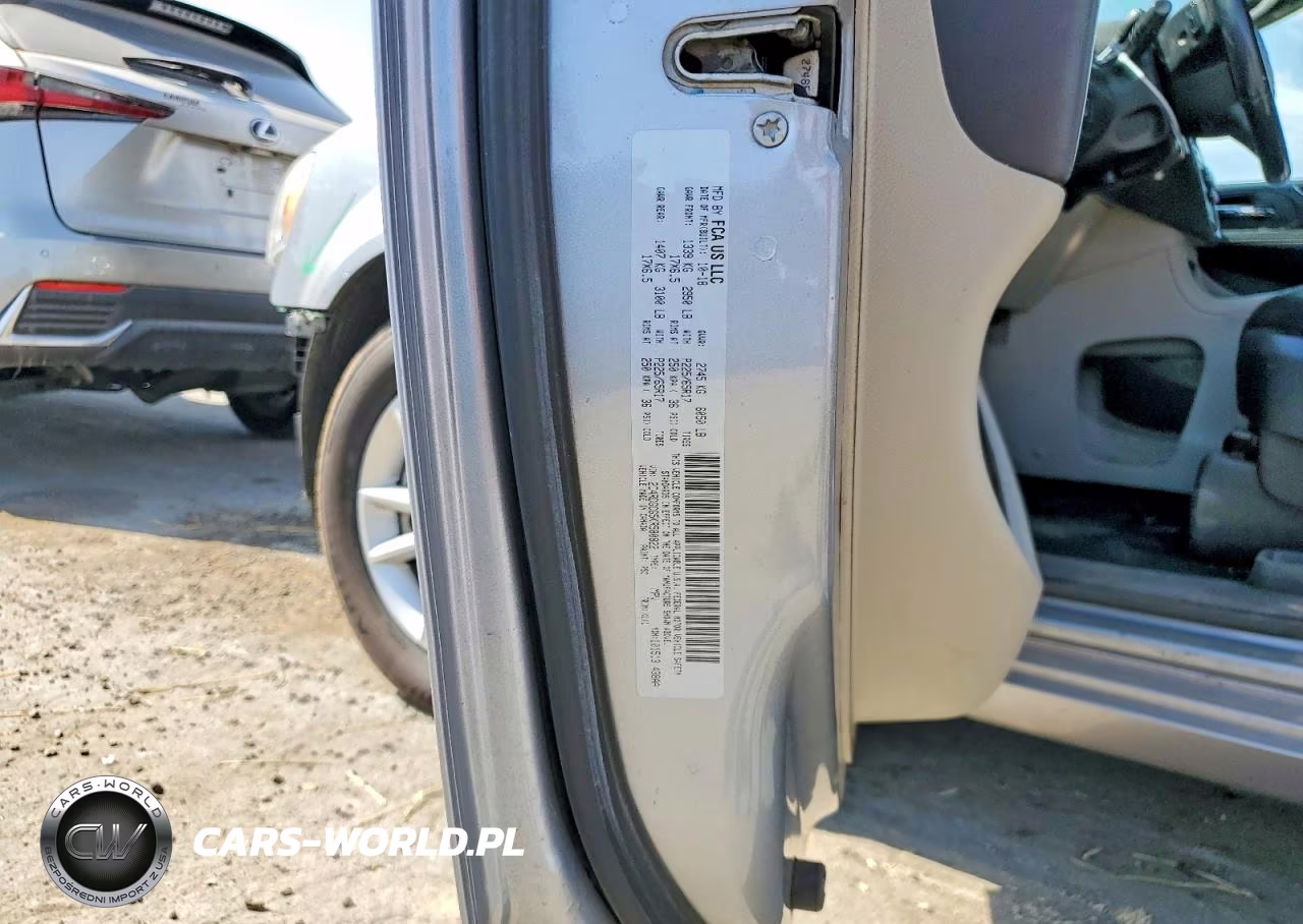 2019 Dodge Grand Caravan Sxt VIN:2C4RDGCG5KR580822 - 13