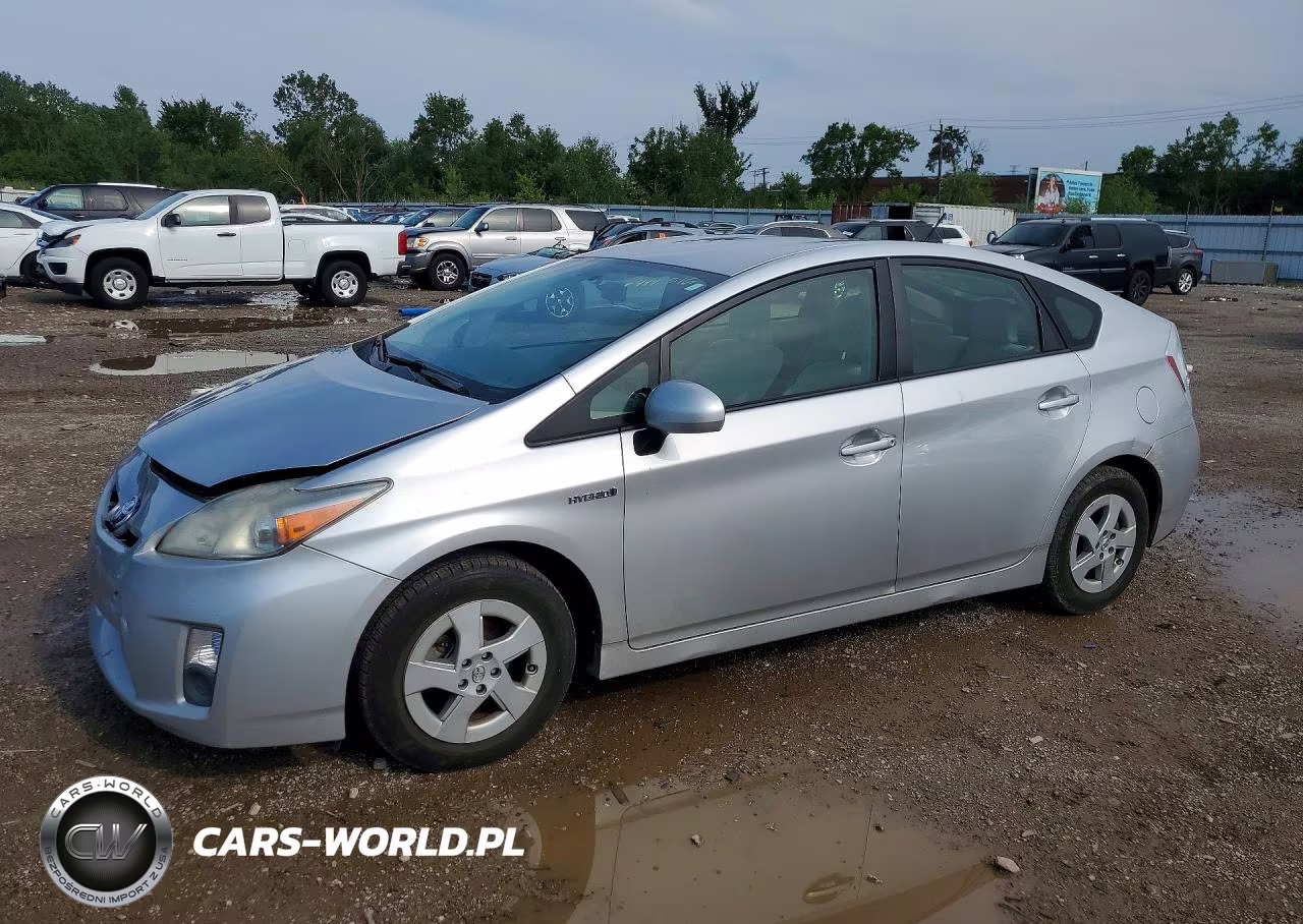2011 Toyota Prius Two – zdjęcie 1 z 12
